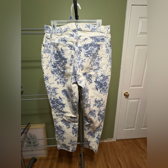 The 90’s Straight Ultra High Rise Abercrombie & Fitch - Picture 2 of 5